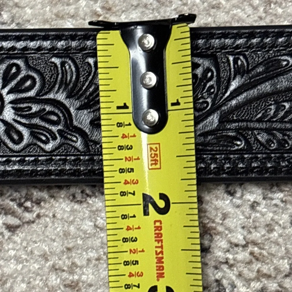 Ariat Mens Leather Floral Embossed Longhorn Black Silver Belt A1043201 32 NWOT